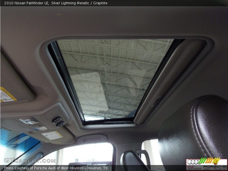 Silver Lightning Metallic / Graphite 2010 Nissan Pathfinder LE