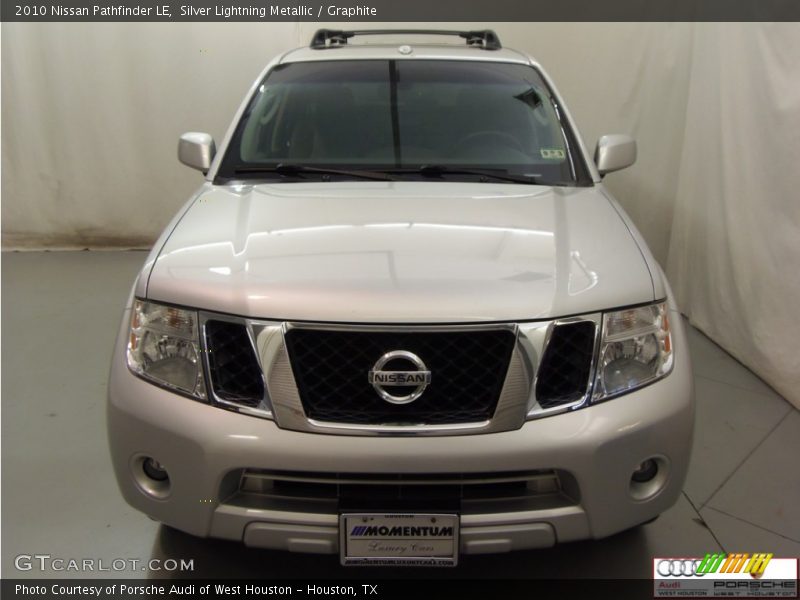 Silver Lightning Metallic / Graphite 2010 Nissan Pathfinder LE