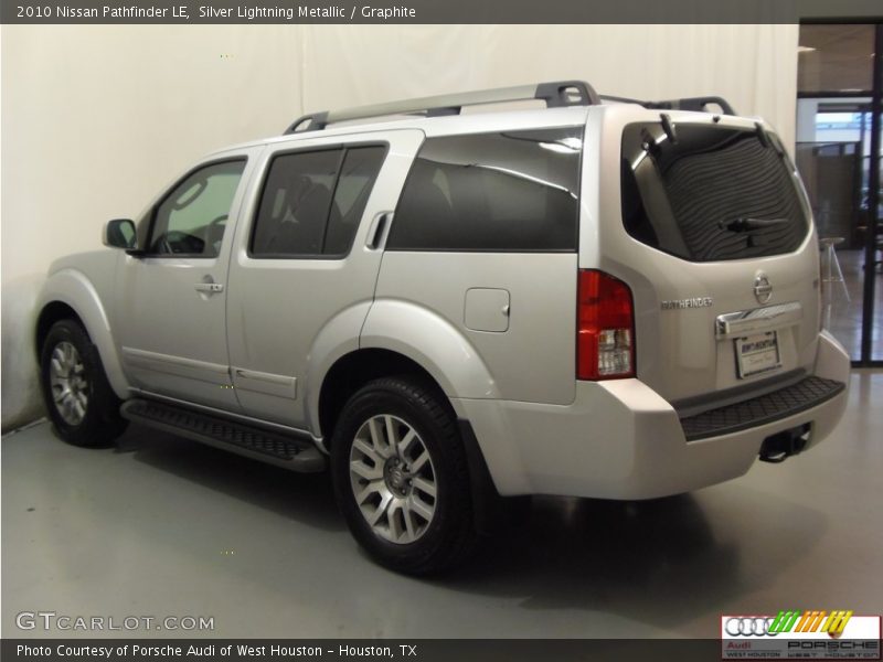 Silver Lightning Metallic / Graphite 2010 Nissan Pathfinder LE