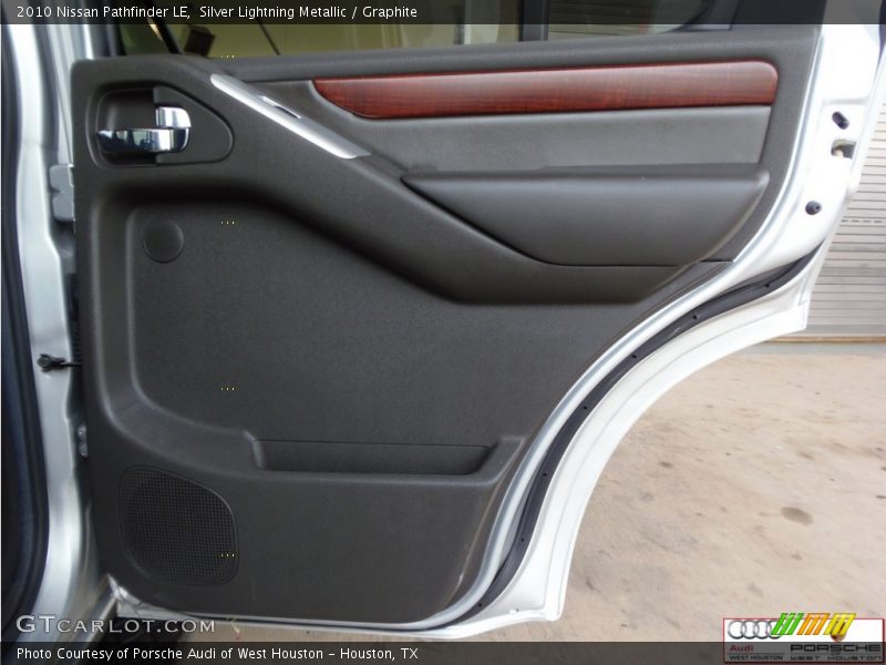 Silver Lightning Metallic / Graphite 2010 Nissan Pathfinder LE