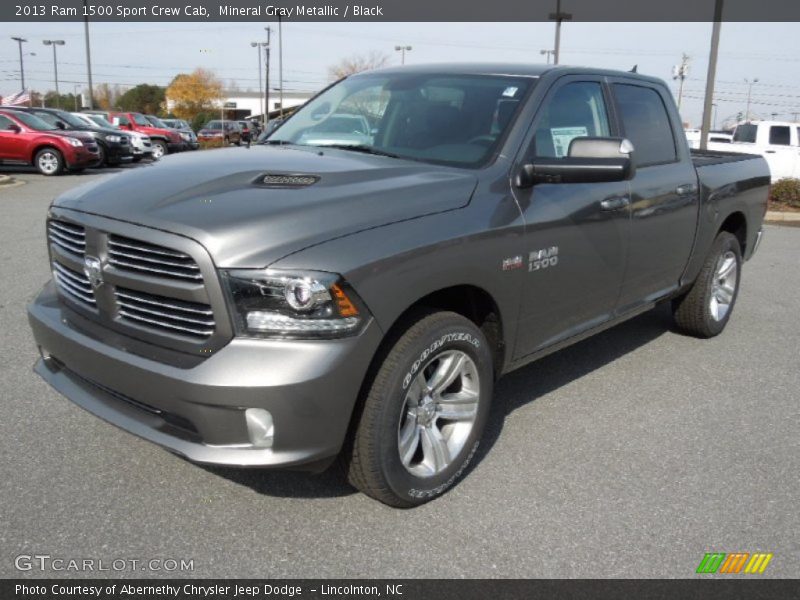 Front 3/4 View of 2013 1500 Sport Crew Cab