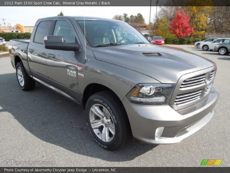 Front 3/4 View of 2013 1500 Sport Crew Cab