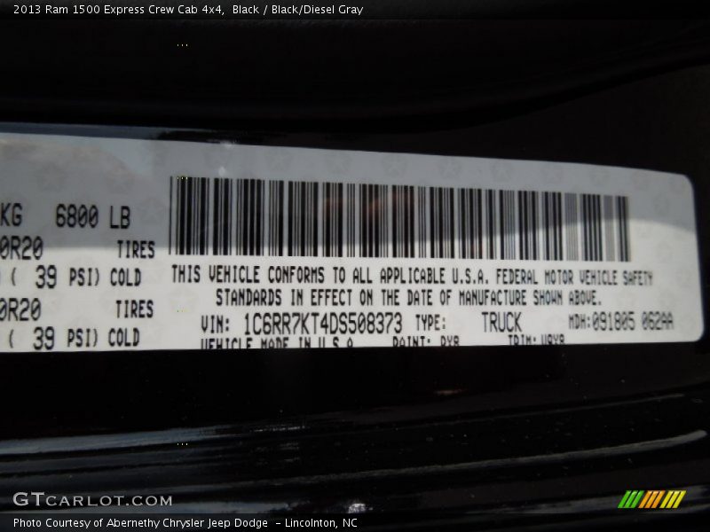 Black / Black/Diesel Gray 2013 Ram 1500 Express Crew Cab 4x4