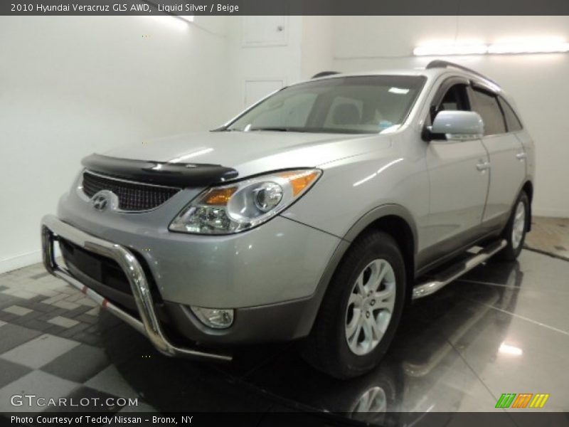 Liquid Silver / Beige 2010 Hyundai Veracruz GLS AWD
