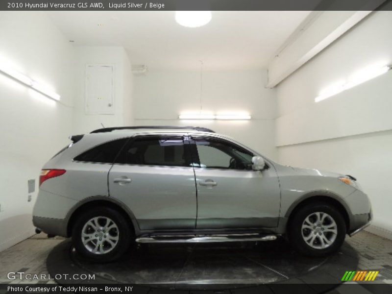 Liquid Silver / Beige 2010 Hyundai Veracruz GLS AWD