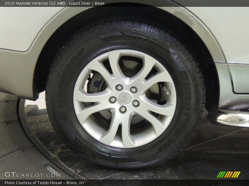 Liquid Silver / Beige 2010 Hyundai Veracruz GLS AWD