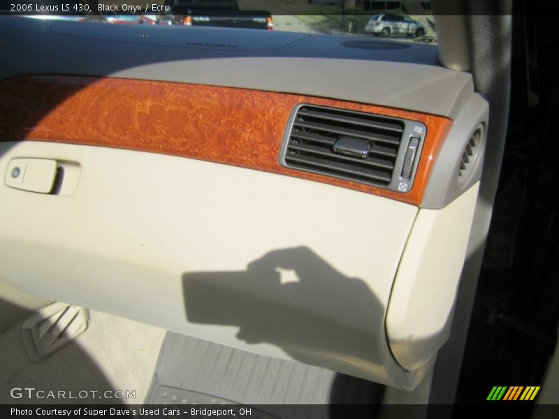 Black Onyx / Ecru 2006 Lexus LS 430