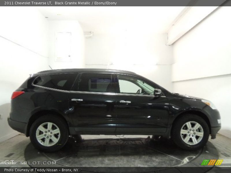 Black Granite Metallic / Ebony/Ebony 2011 Chevrolet Traverse LT