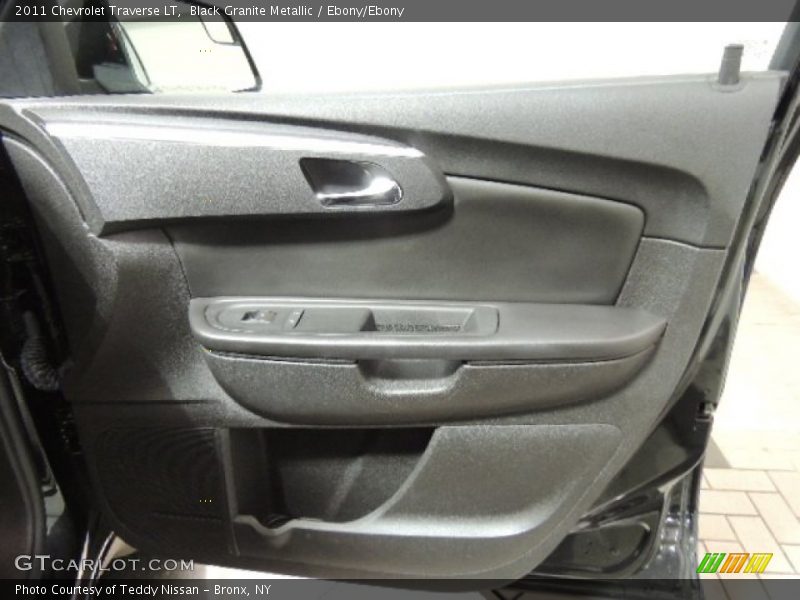 Black Granite Metallic / Ebony/Ebony 2011 Chevrolet Traverse LT