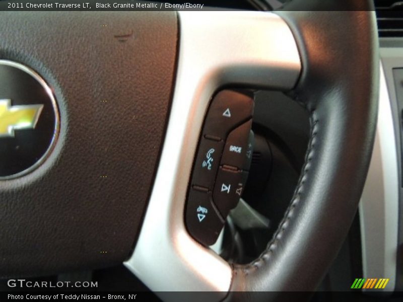 Black Granite Metallic / Ebony/Ebony 2011 Chevrolet Traverse LT