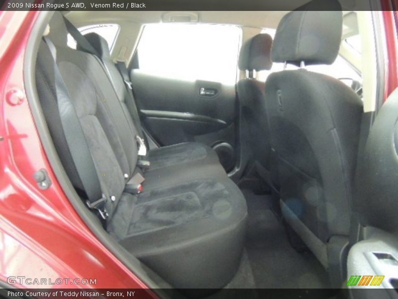Venom Red / Black 2009 Nissan Rogue S AWD