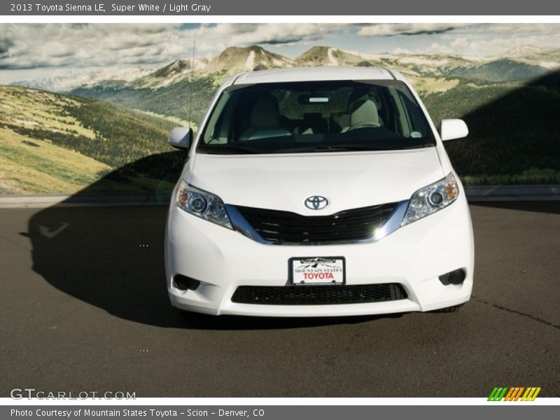 Super White / Light Gray 2013 Toyota Sienna LE