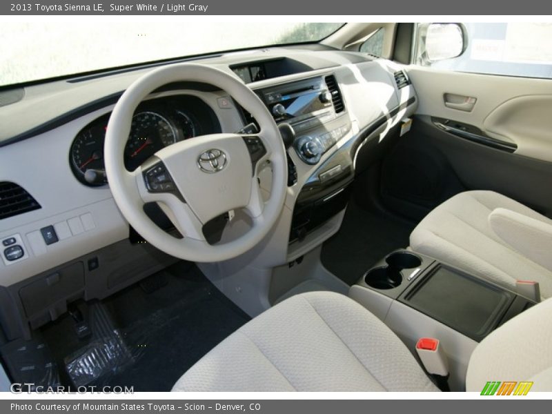 Super White / Light Gray 2013 Toyota Sienna LE