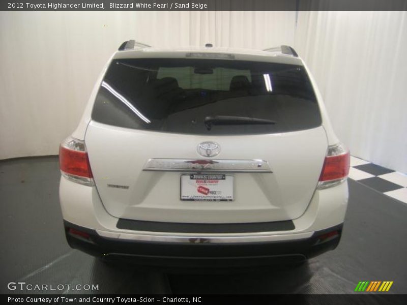 Blizzard White Pearl / Sand Beige 2012 Toyota Highlander Limited