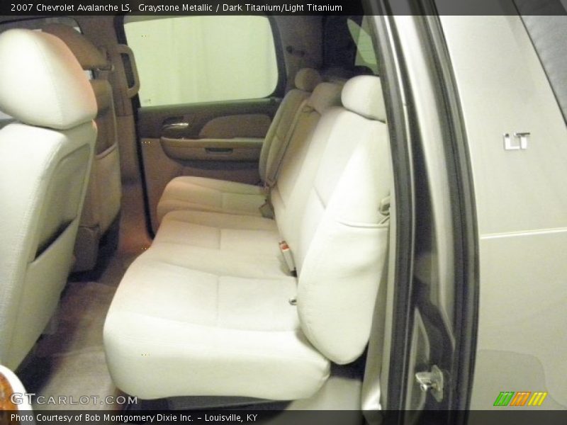 Graystone Metallic / Dark Titanium/Light Titanium 2007 Chevrolet Avalanche LS