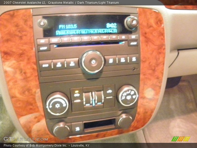 Graystone Metallic / Dark Titanium/Light Titanium 2007 Chevrolet Avalanche LS