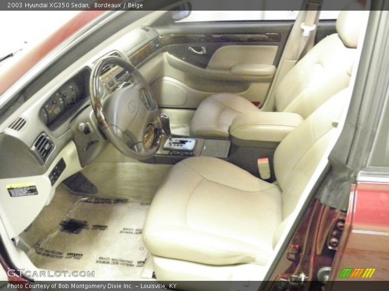 Bordeaux / Beige 2003 Hyundai XG350 Sedan