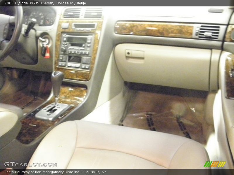 Bordeaux / Beige 2003 Hyundai XG350 Sedan