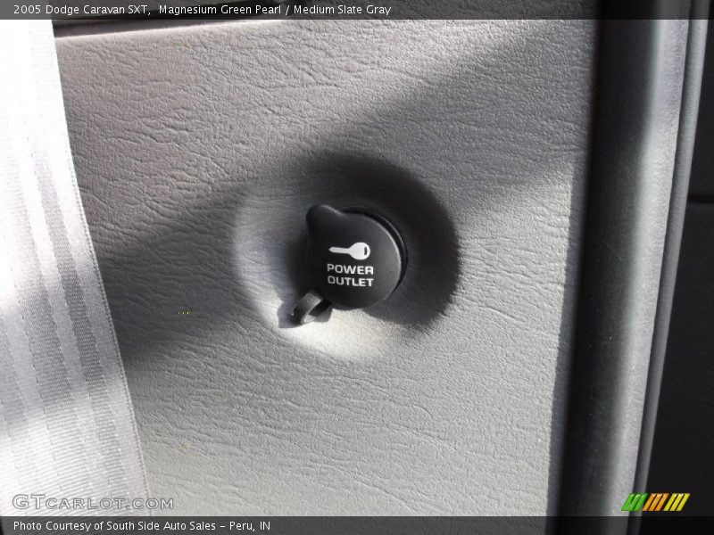 Magnesium Green Pearl / Medium Slate Gray 2005 Dodge Caravan SXT