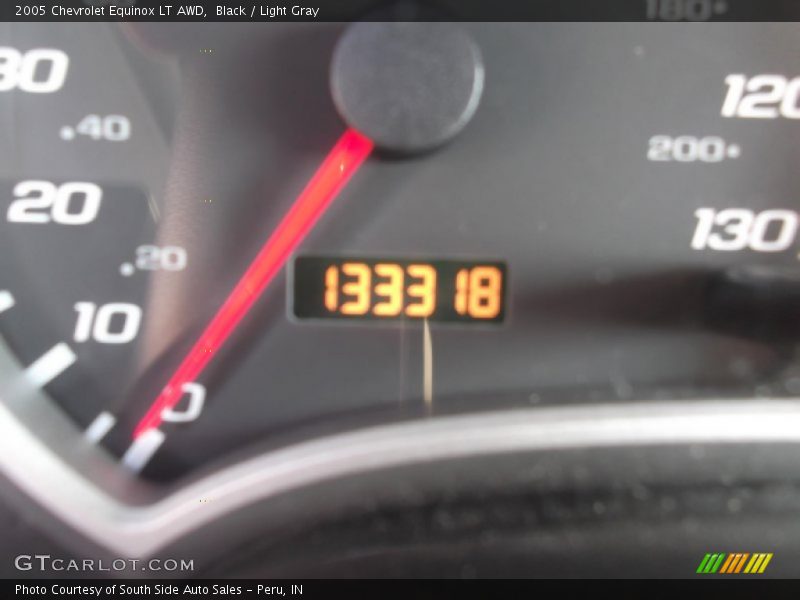 Black / Light Gray 2005 Chevrolet Equinox LT AWD