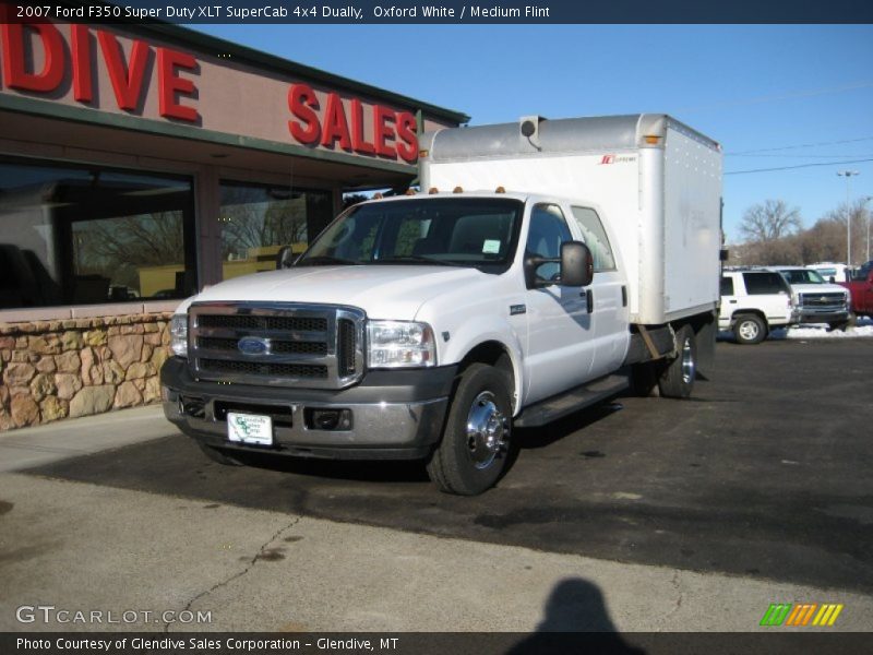 Oxford White / Medium Flint 2007 Ford F350 Super Duty XLT SuperCab 4x4 Dually