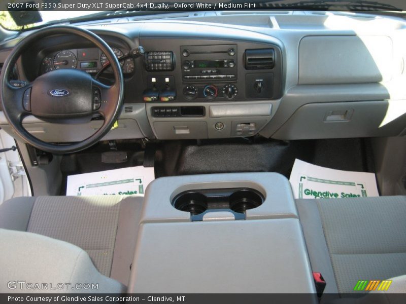 Oxford White / Medium Flint 2007 Ford F350 Super Duty XLT SuperCab 4x4 Dually