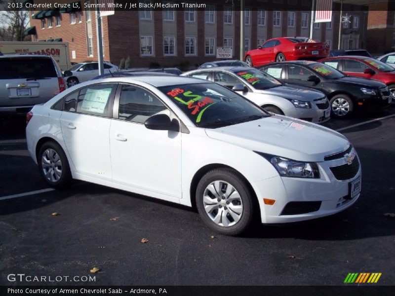 Summit White / Jet Black/Medium Titanium 2013 Chevrolet Cruze LS