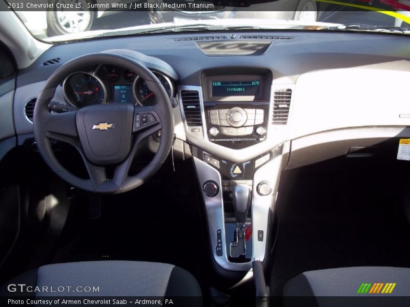 Summit White / Jet Black/Medium Titanium 2013 Chevrolet Cruze LS