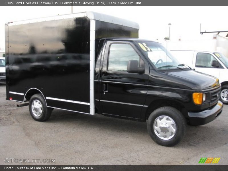 Black / Medium Flint 2005 Ford E Series Cutaway E350 Commercial Moving Truck