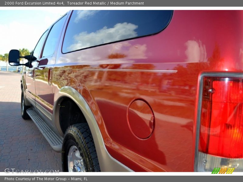 Toreador Red Metallic / Medium Parchment 2000 Ford Excursion Limited 4x4