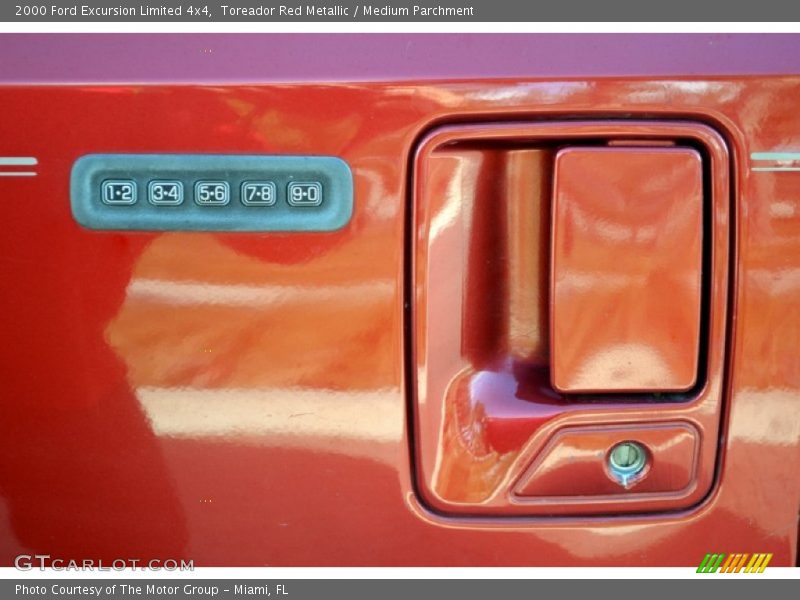 Toreador Red Metallic / Medium Parchment 2000 Ford Excursion Limited 4x4