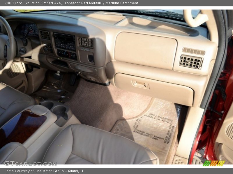 Toreador Red Metallic / Medium Parchment 2000 Ford Excursion Limited 4x4