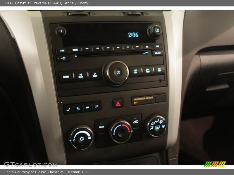 White / Ebony 2012 Chevrolet Traverse LT AWD