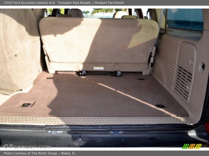 Toreador Red Metallic / Medium Parchment 2000 Ford Excursion Limited 4x4
