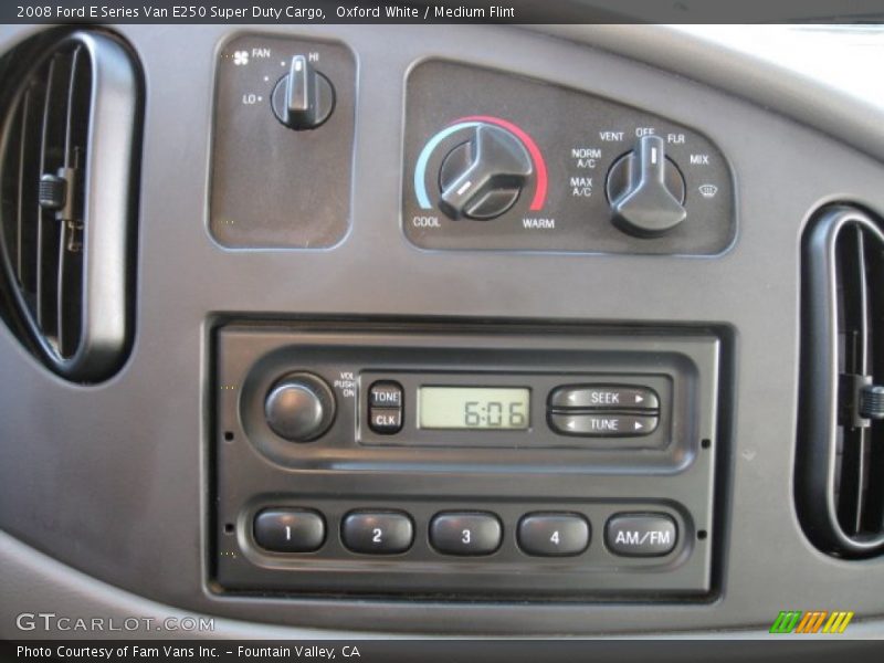 Oxford White / Medium Flint 2008 Ford E Series Van E250 Super Duty Cargo