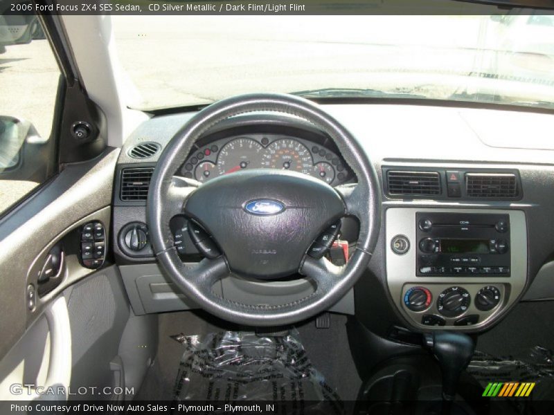 CD Silver Metallic / Dark Flint/Light Flint 2006 Ford Focus ZX4 SES Sedan