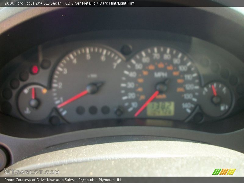 CD Silver Metallic / Dark Flint/Light Flint 2006 Ford Focus ZX4 SES Sedan