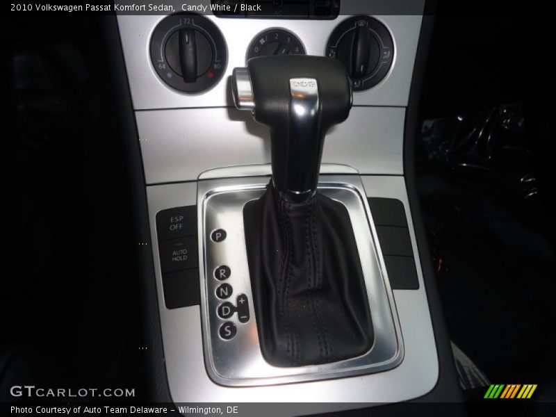  2010 Passat Komfort Sedan 6 Speed Tiptronic DSG Dual-Clutch Automatic Shifter