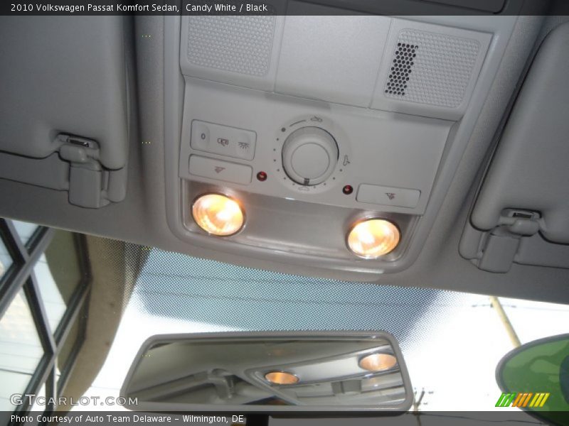 Candy White / Black 2010 Volkswagen Passat Komfort Sedan
