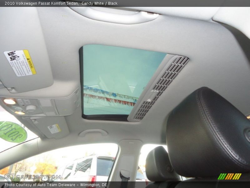 Candy White / Black 2010 Volkswagen Passat Komfort Sedan