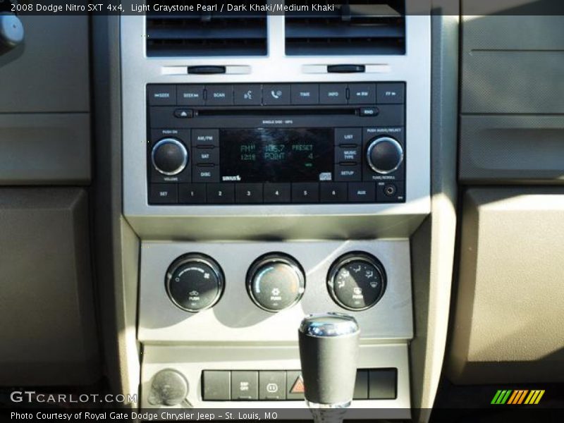 Light Graystone Pearl / Dark Khaki/Medium Khaki 2008 Dodge Nitro SXT 4x4