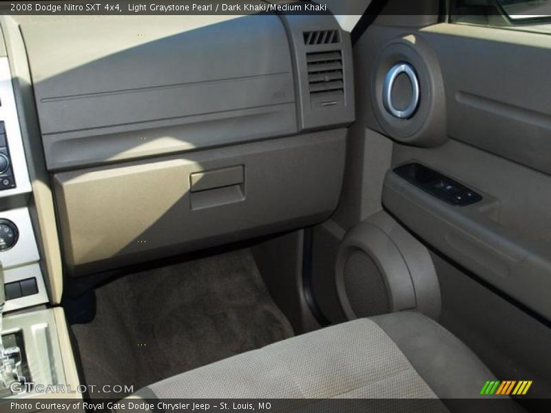 Light Graystone Pearl / Dark Khaki/Medium Khaki 2008 Dodge Nitro SXT 4x4