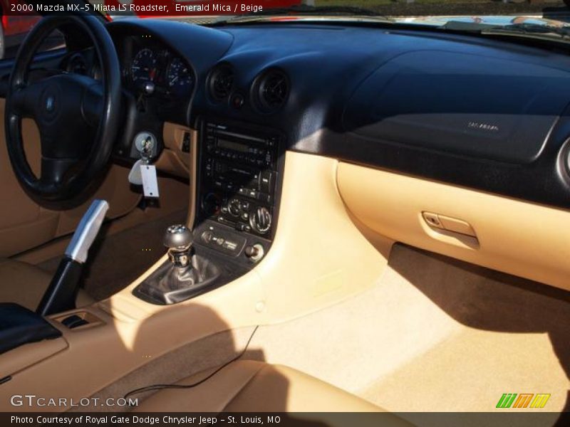 Emerald Mica / Beige 2000 Mazda MX-5 Miata LS Roadster