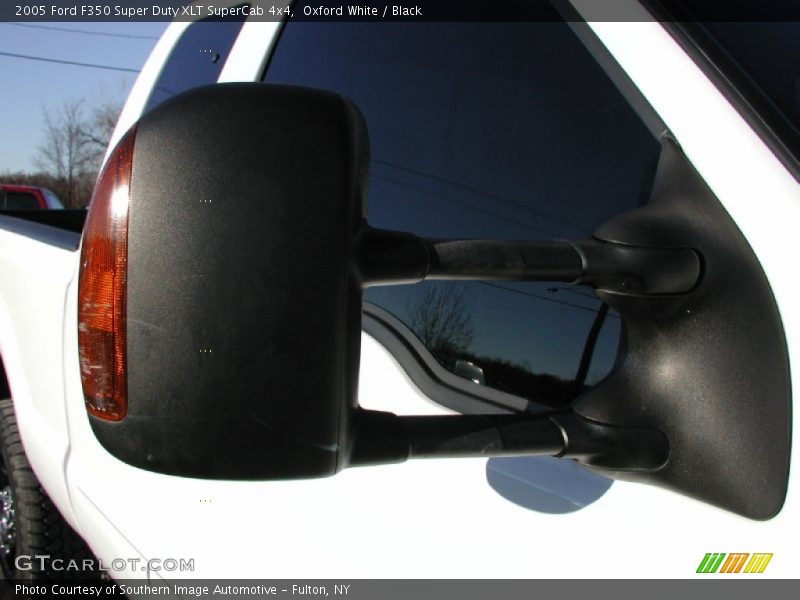 Oxford White / Black 2005 Ford F350 Super Duty XLT SuperCab 4x4