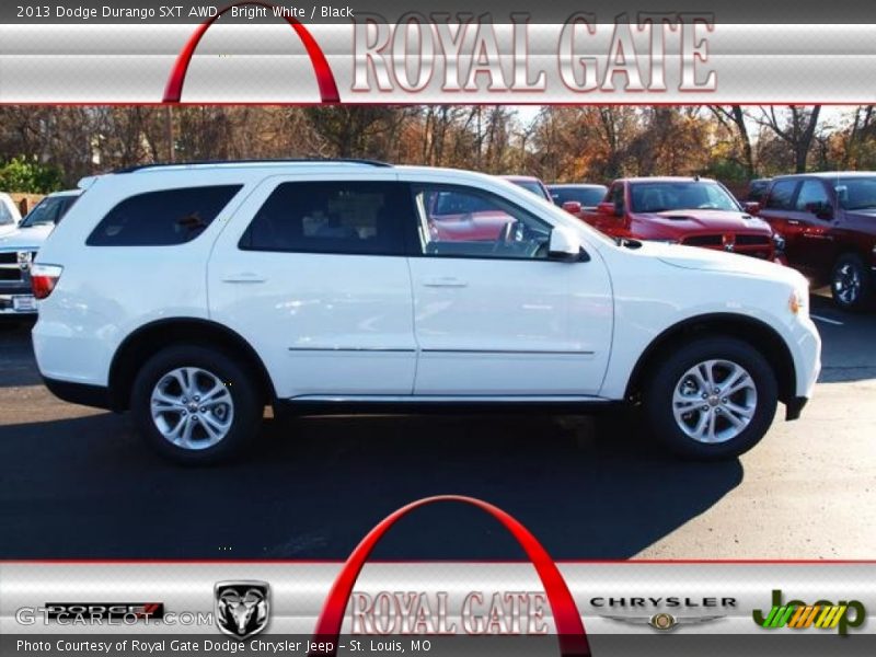 Bright White / Black 2013 Dodge Durango SXT AWD