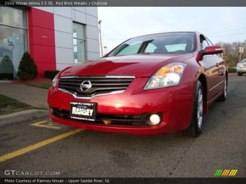 Red Brick Metallic / Charcoal 2009 Nissan Altima 3.5 SE