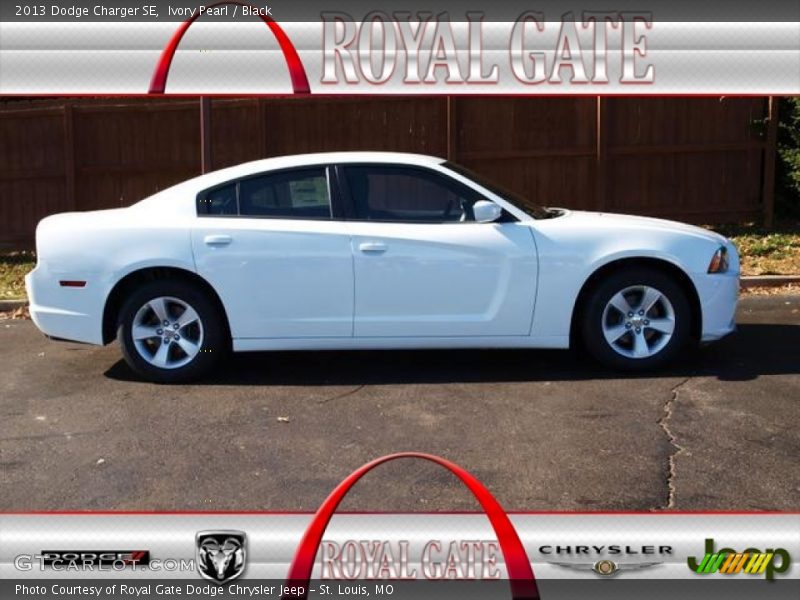 Ivory Pearl / Black 2013 Dodge Charger SE