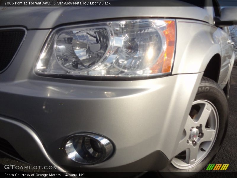 Silver Alloy Metallic / Ebony Black 2006 Pontiac Torrent AWD