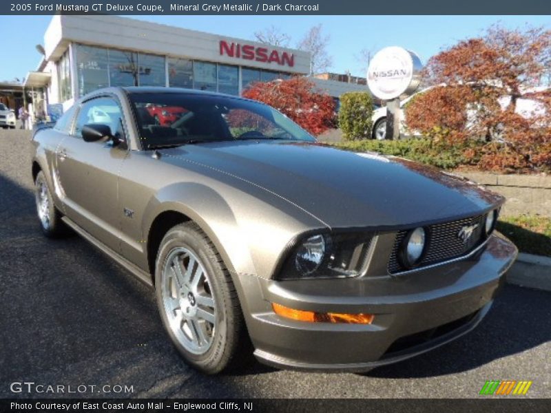 Mineral Grey Metallic / Dark Charcoal 2005 Ford Mustang GT Deluxe Coupe