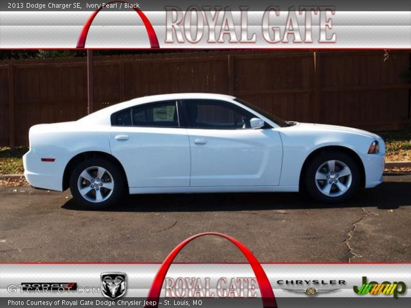 Ivory Pearl / Black 2013 Dodge Charger SE